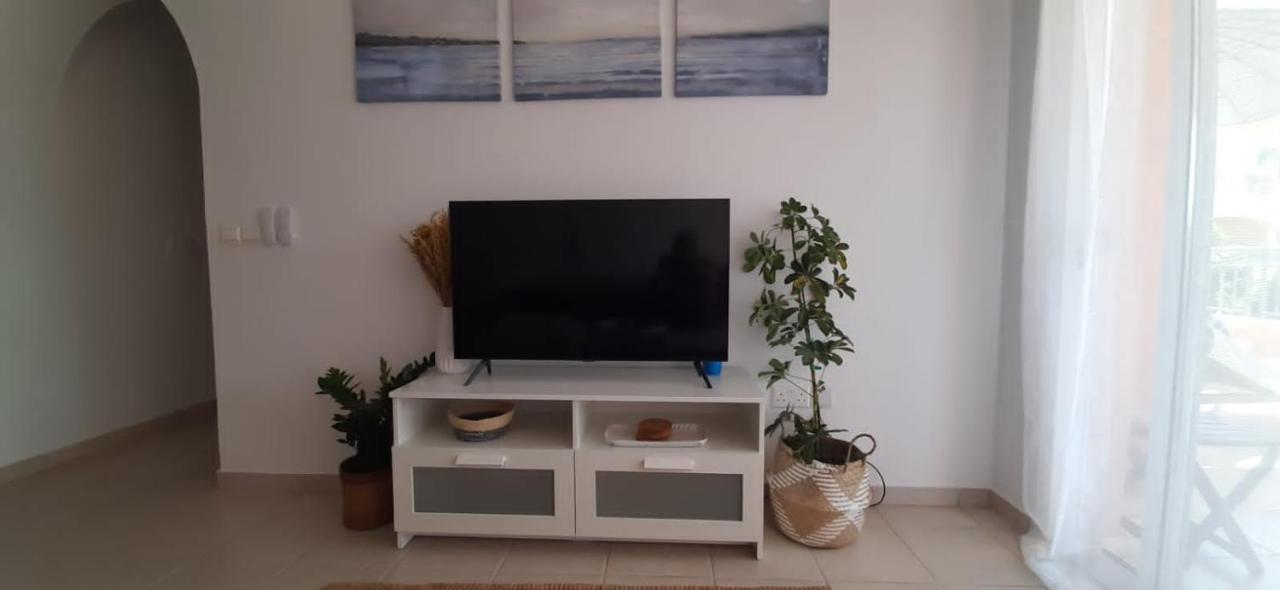 Limnaria - Superb, Modern 1Br Apt With Pool Views Paphos Buitenkant foto